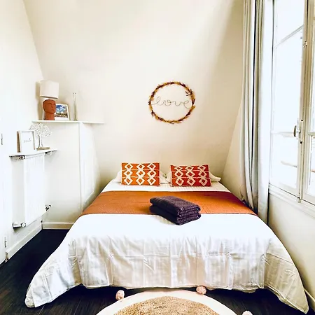 Cosy Place Entre L'Arc De Triomphe Et Les Champs-Elysees Paris Exterior photo